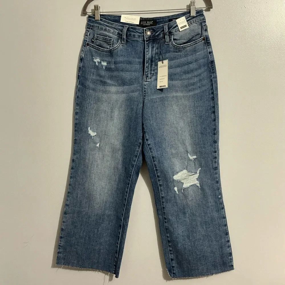 Judy Blue high waisted distressed jeans NWT size 9/29